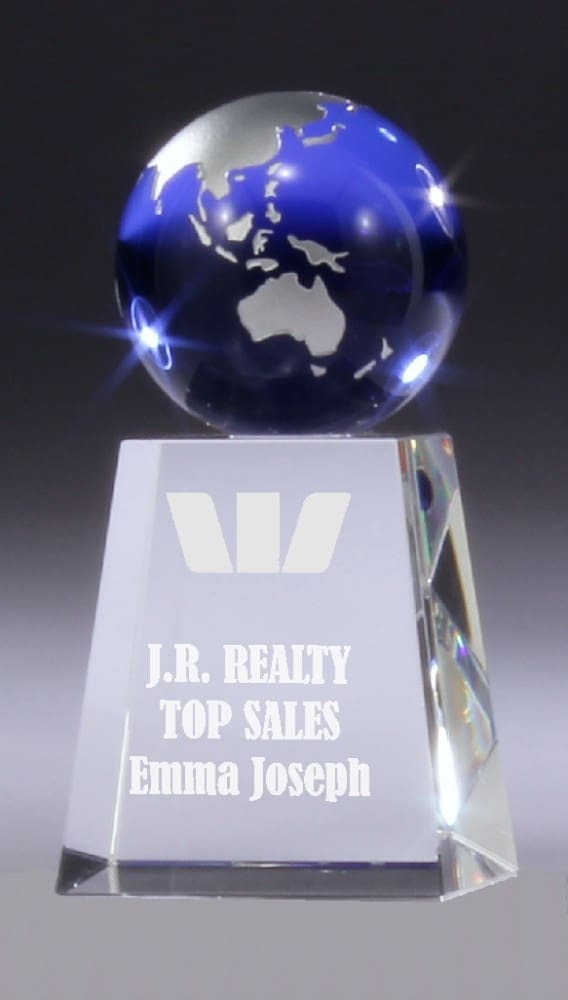 thumbnail image 2 of Baseball Trophy Crown Awards Golf Austerity Crystal Trophy At Rs 2200/piece | Golf Oscar Trophy 2 of 13