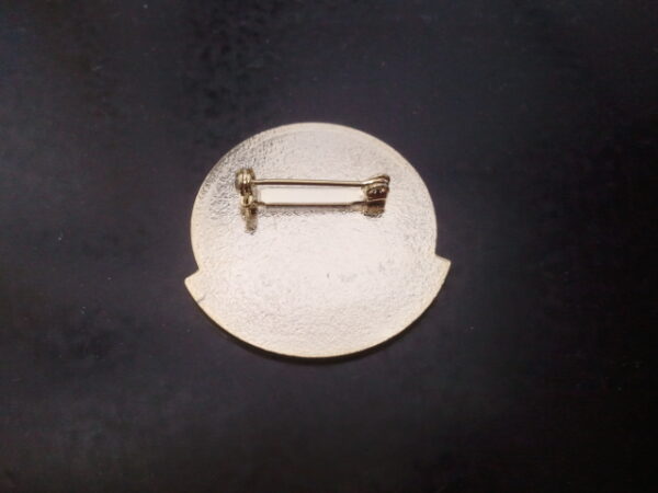 Metal, Gold colour Badge. - Image 2